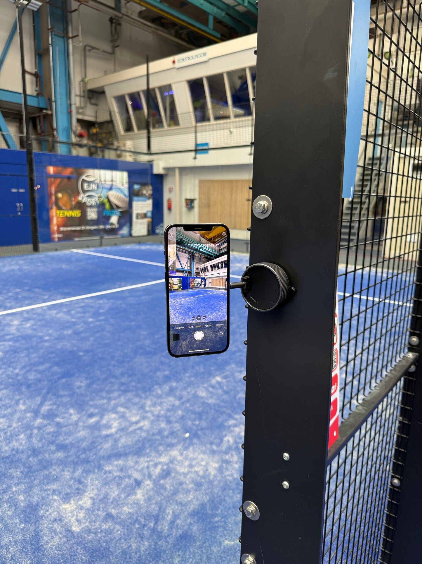 Your Padel Buddy | Wall-Mount for Easy Match Recording